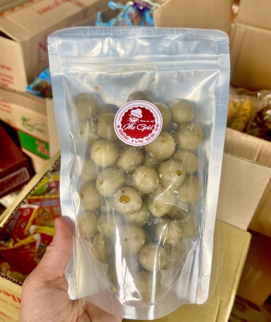 Ô mai sấu giòn cay chua ngọt, sấu giòn ngâm muối ớt (500g)